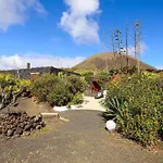 La Bodega - House On Volcano With A Piano Βίλα *