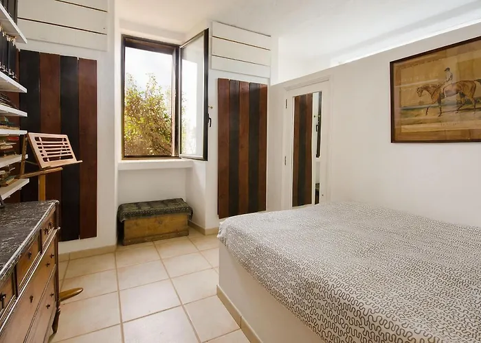 La Bodega - House On Volcano With A Piano וילה