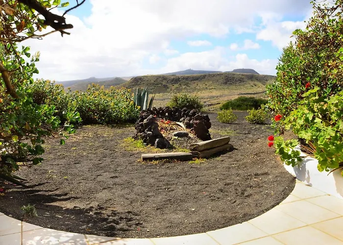 וילה La Bodega - House On Volcano With A Piano Haría