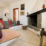 La Bodega - House On Volcano With A Piano * Haría
