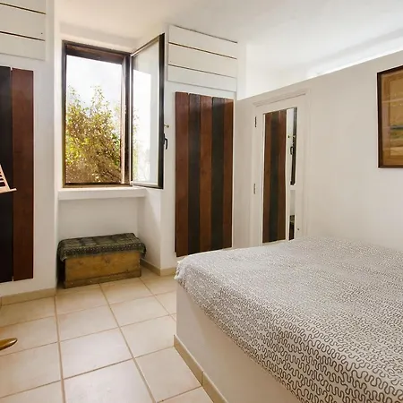 La Bodega - House On Volcano With A Piano Villa