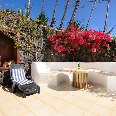 La Bodega - House On Volcano With A Piano Haria